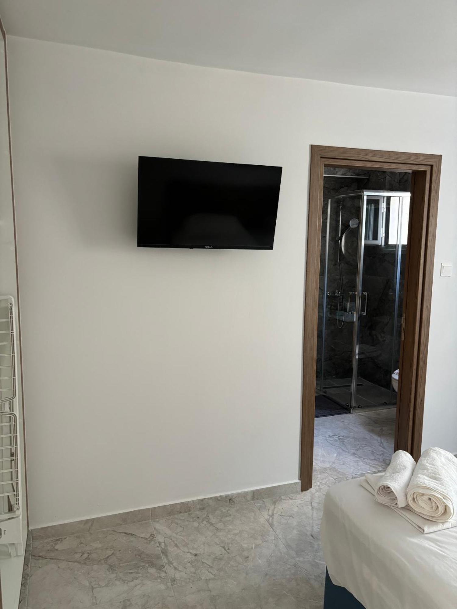 Luca Apts Napa ไอยานาปา ภายนอก รูปภาพ